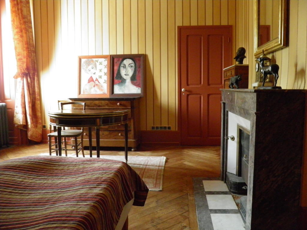 Chateau Des Faugs Boffres Kamer foto